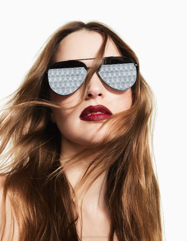 sončna očala z drobnim tiskom ČrnaBetsey Johnson ženske dodatki 664J2T375