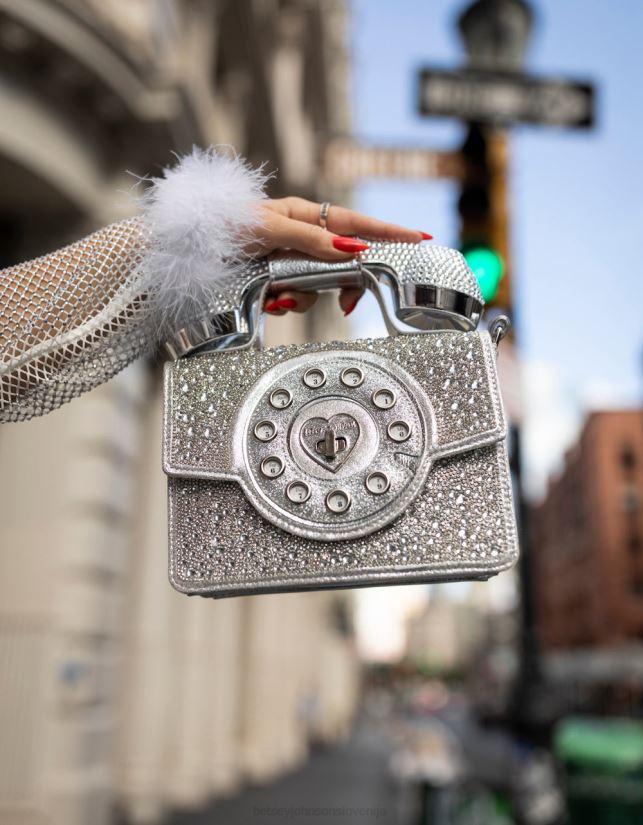 kič milijon zvezd torba za telefon srebroBetsey Johnson ženske dodatki 664J2T202